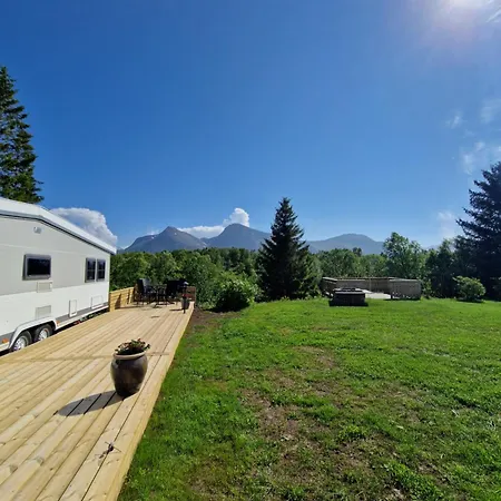 Campsite Happy Camper Living Sortland